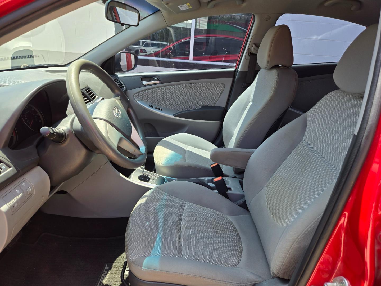 2014 Red Hyundai Accent GLS 4-Door (KMHCT4AE9EU) with an 1.6L L4 DOHC 16V engine, Automatic transmission, located at 503 West Court, Seguin, TX, 78155, (830) 379-3373, 29.568621, -97.969803 - Photo#4